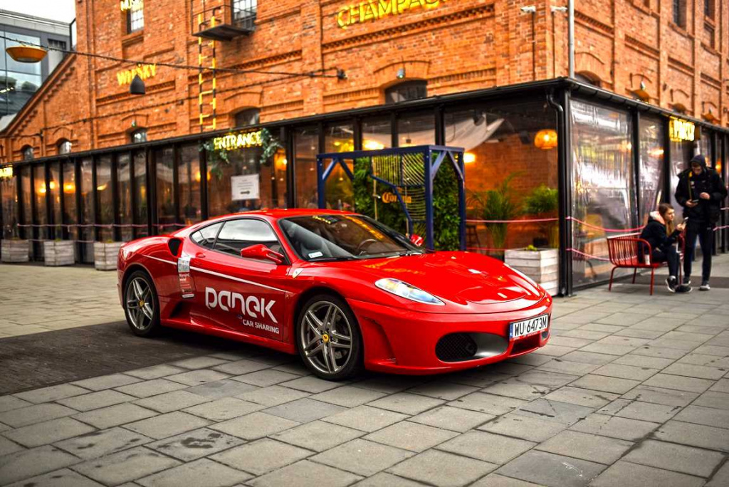 Panek i Ferrari