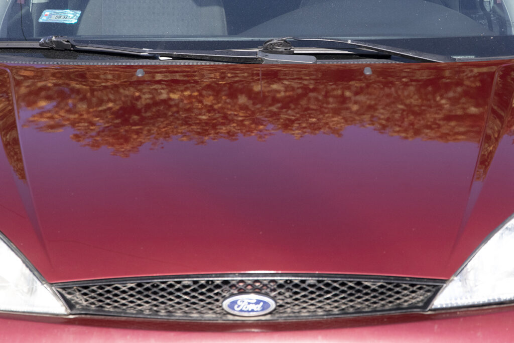 Korekta lakieru - autoedtailing z materiałami Brat